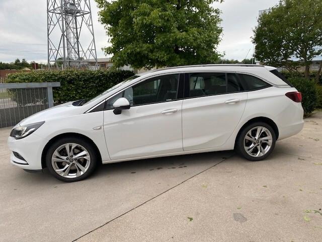 Opel Astra 1.6 CDTi 136CV aut. Sports Tourer Innovation