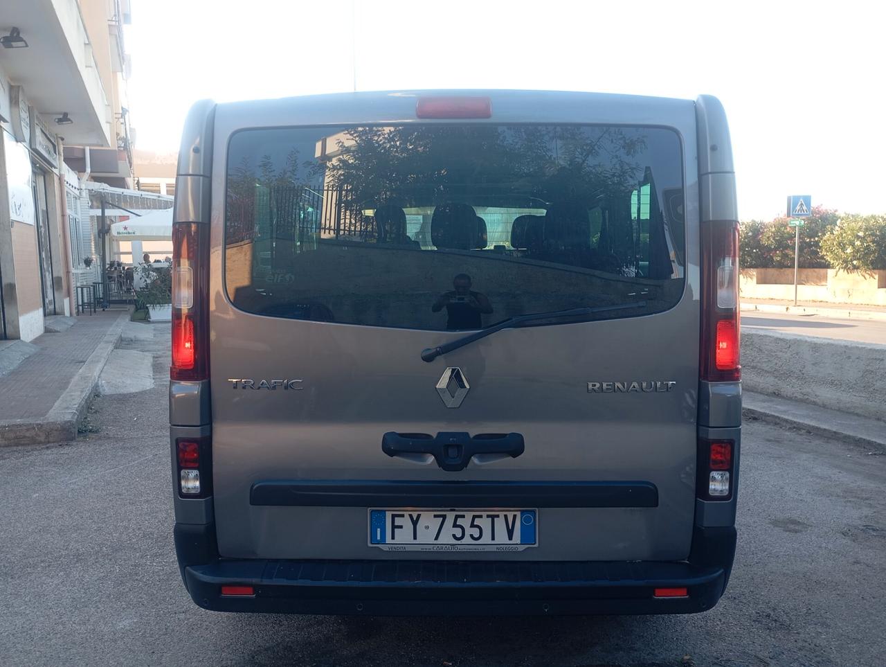 Renault Trafic T29 2.0 dCi 145CV EDC PC-TN Intens Heavy Energy