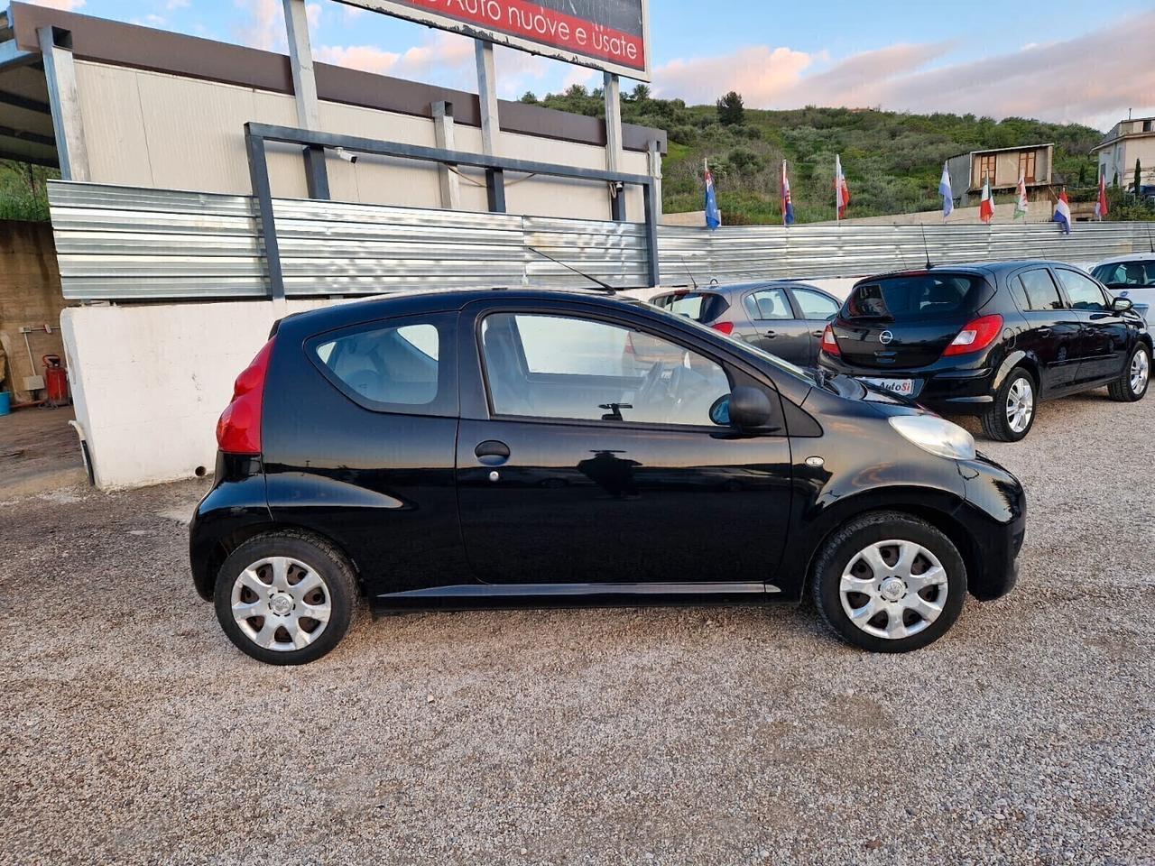 Peugeot 107 1.0 68CV 5p. Allure