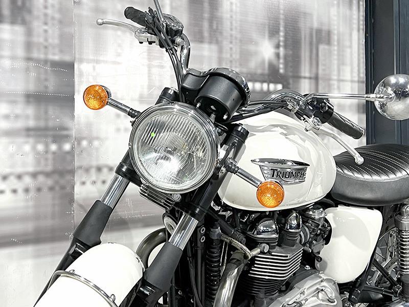 Triumph Bonneville 865 T100