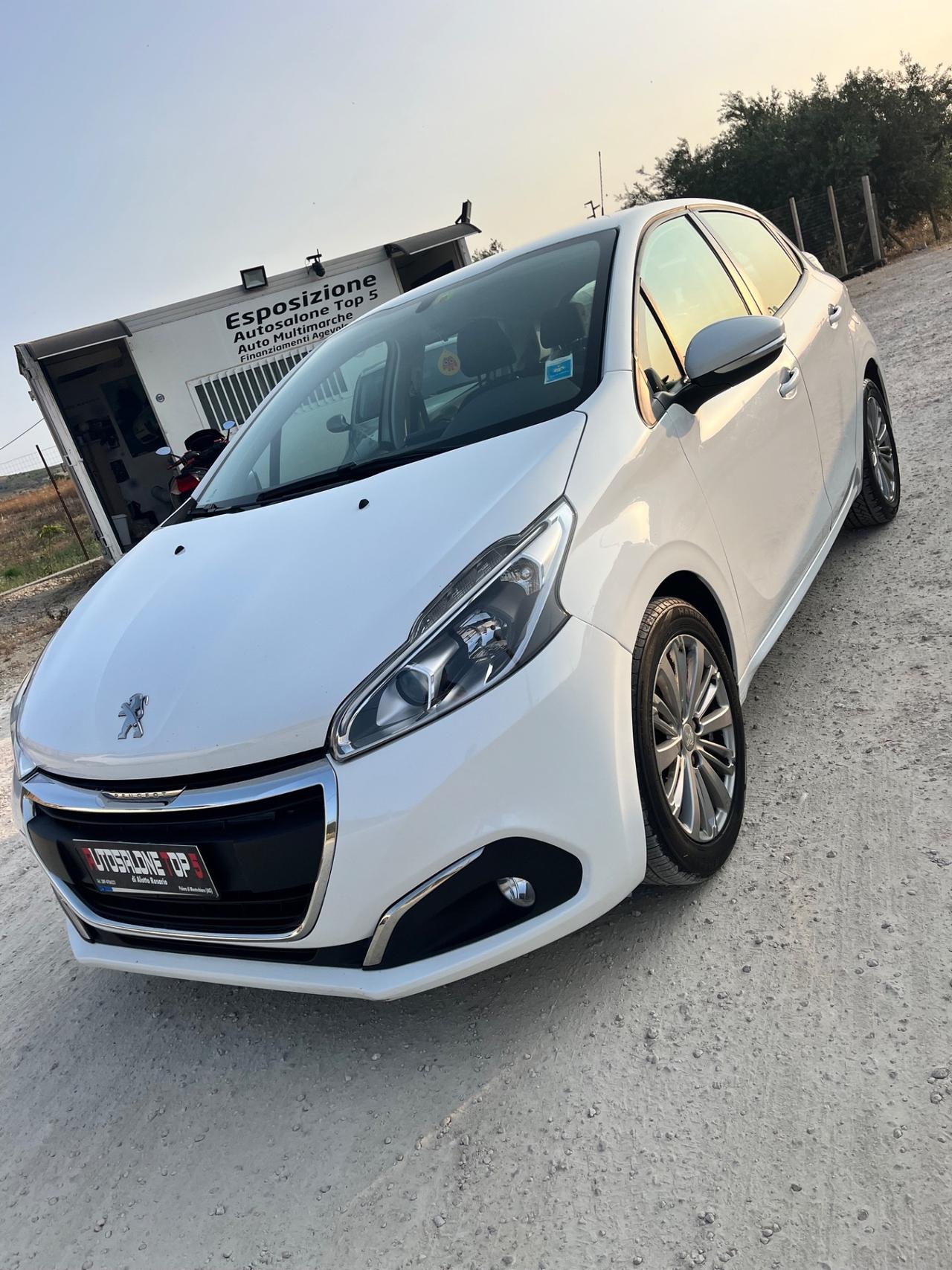 Peugeot 208 BlueHDi 75 S&S 5 porte anno 2016