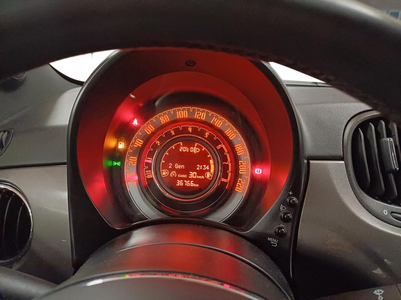 Fiat 500 C 1.0 Hybrid | da € 173,50 al mese