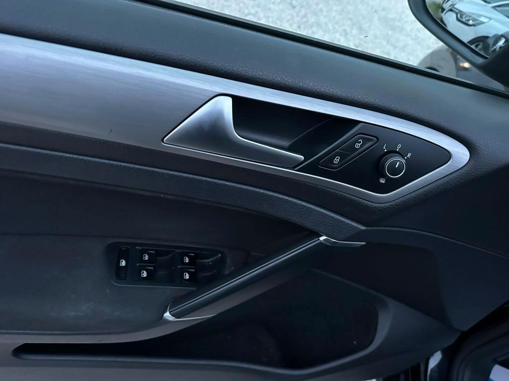 Volkswagen Golf 5 Porte Golf 5p 1.4 tgi Comfortline Business