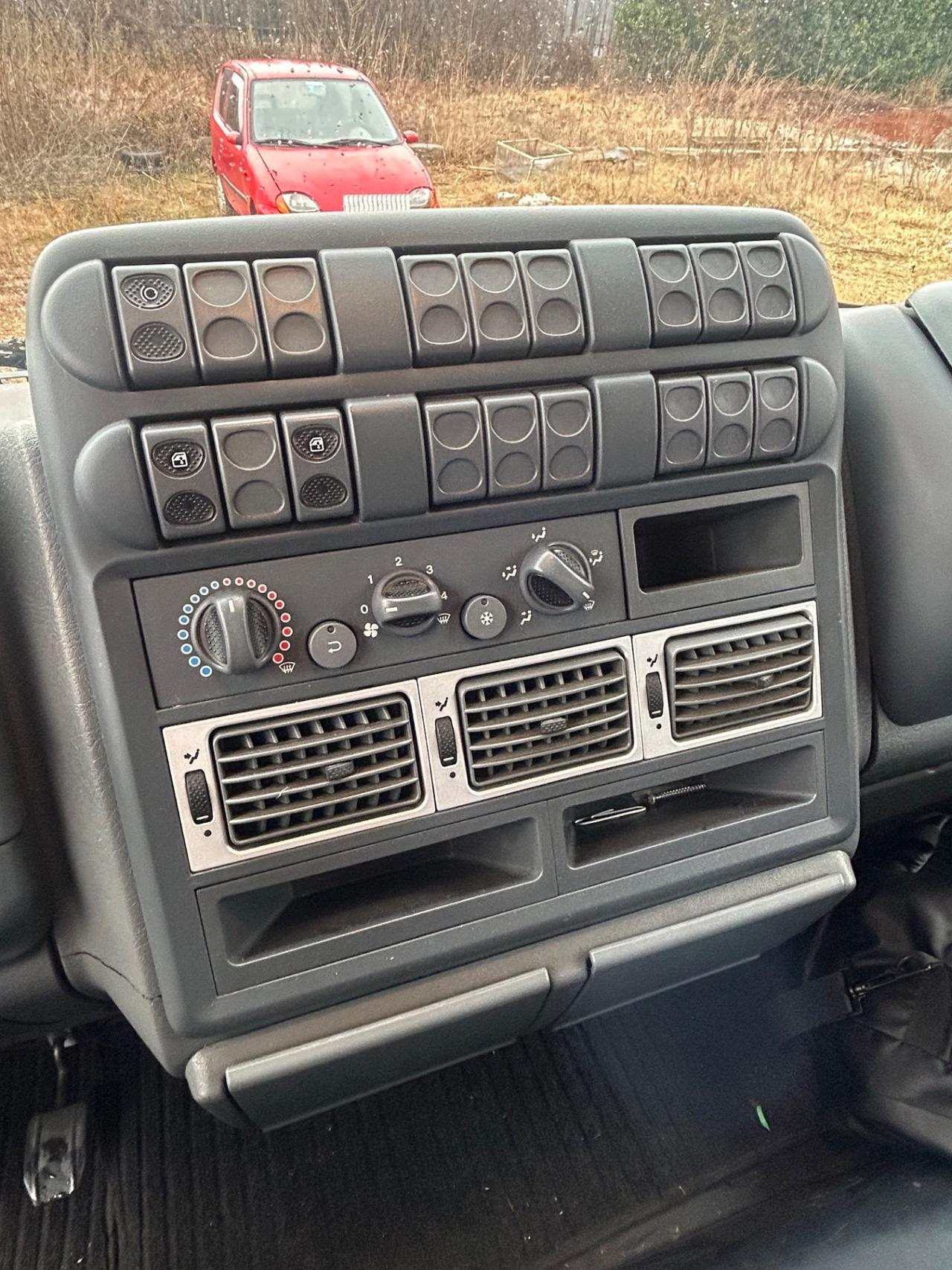487 Iveco eurocargo 75 del 2005 in saldo