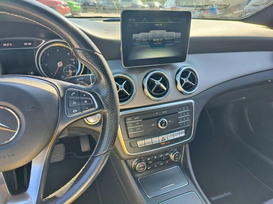 Mercedes Classe GLA 200 d Sport 4matic auto