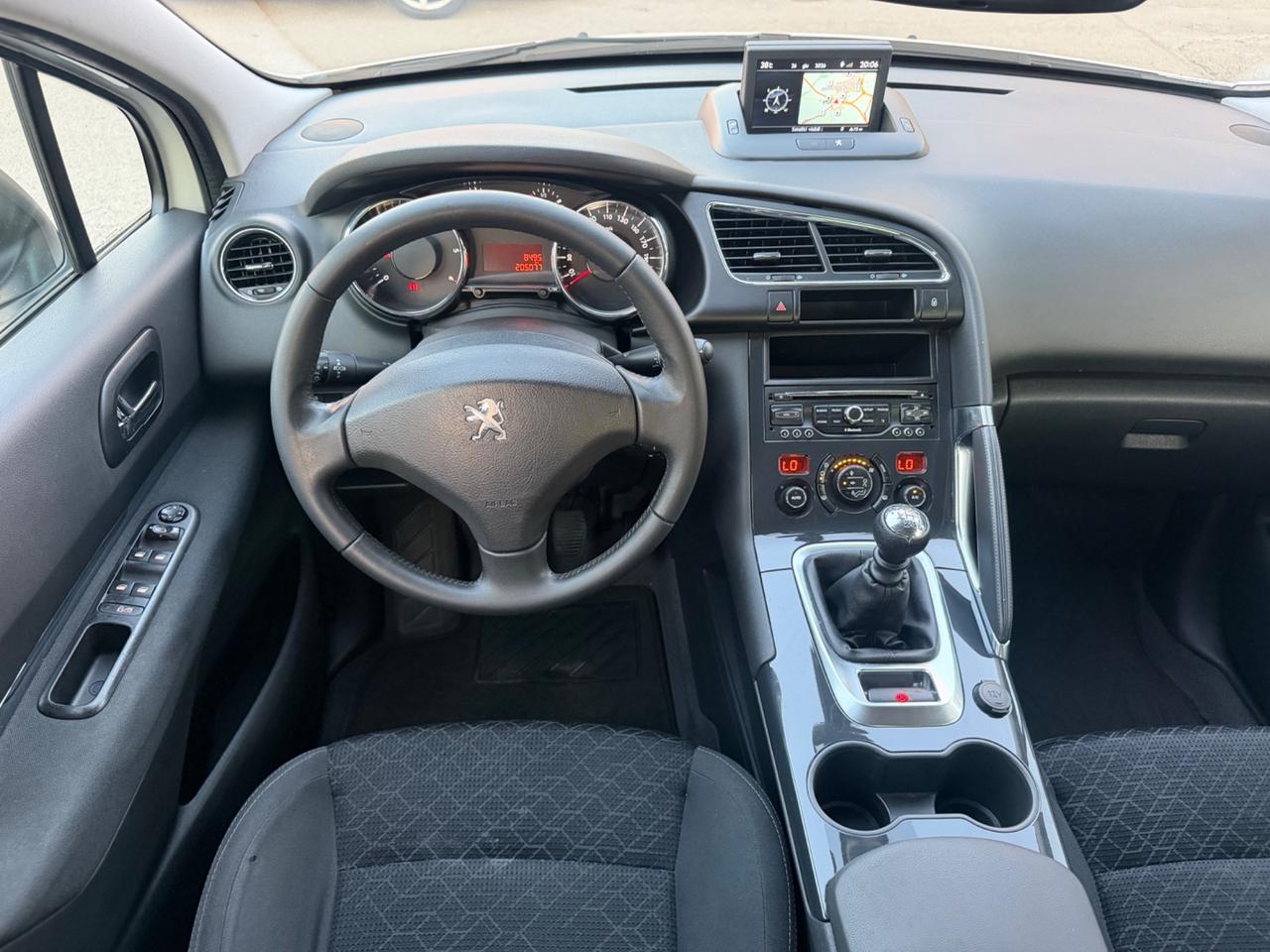 Peugeot 3008 1.6 HDi 115CV Allure 2013