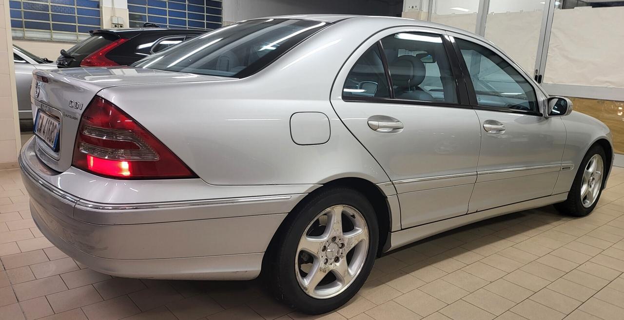 Mercedes-benz C 270 Avantgarde Automatica