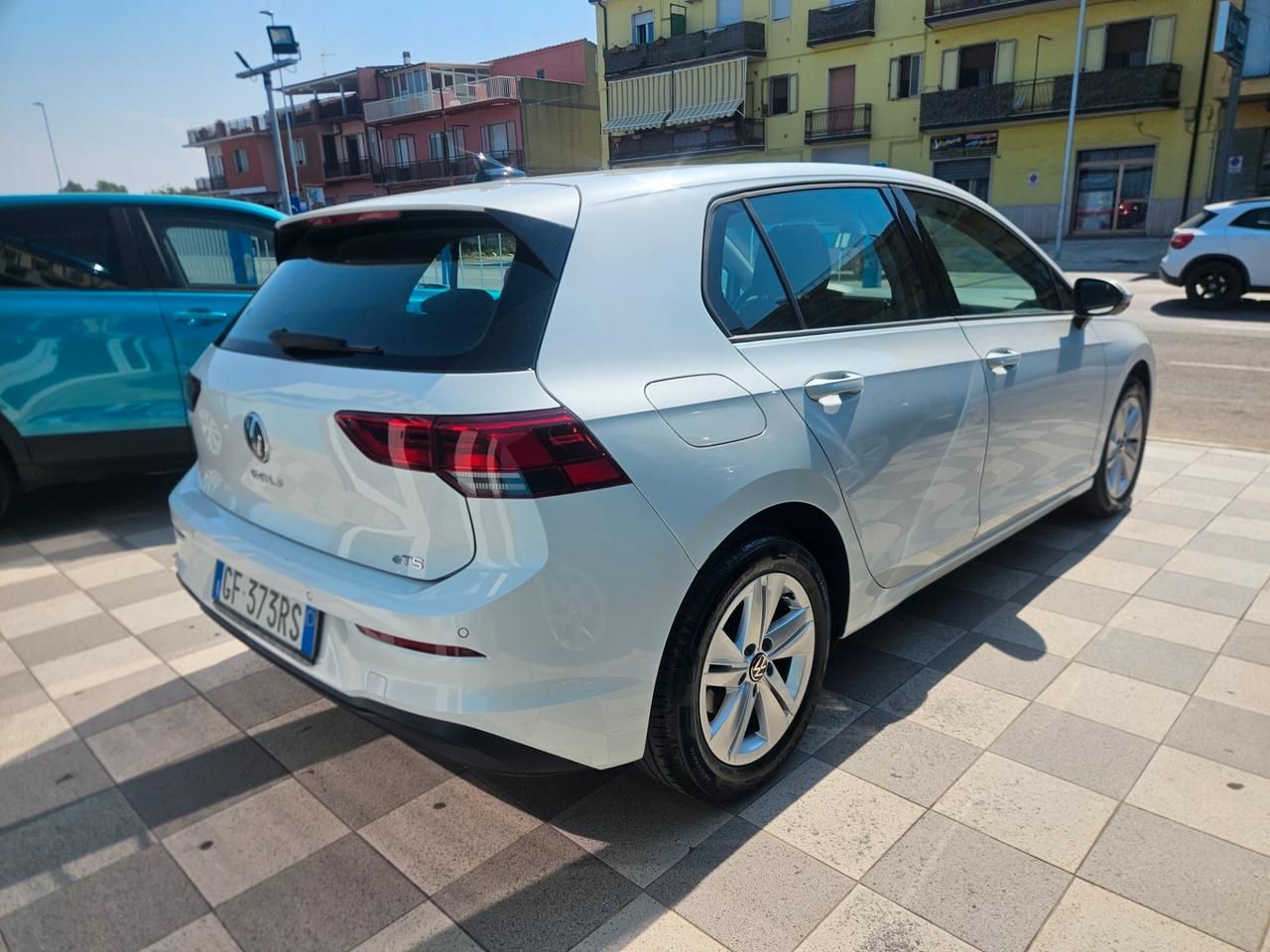 Volkswagen Golf 8 1.0 eTSI 110cv EVO DSG Life
