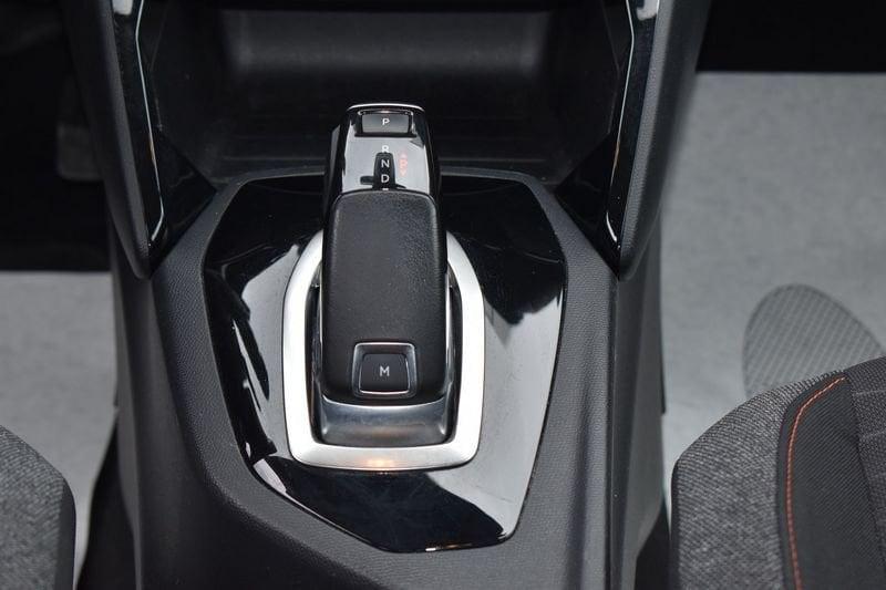 Peugeot 208 208 1.2 puretech Active Pack s&s 100cv eat8
