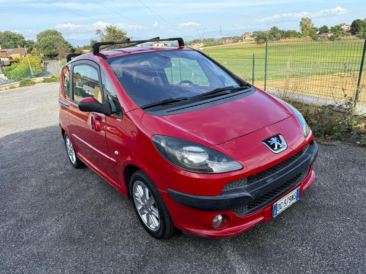 Peugeot 1007 1.4 Happy