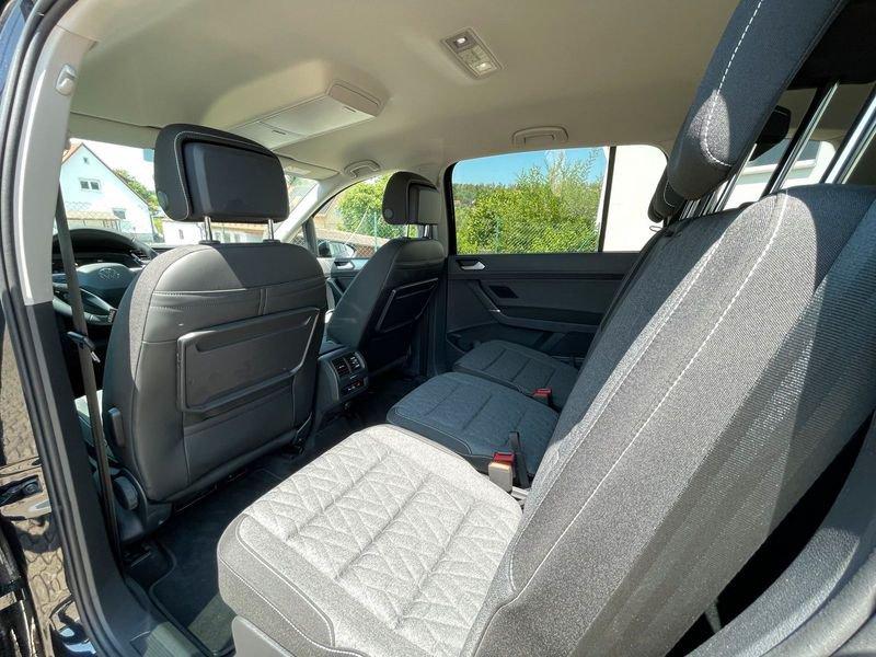 Volkswagen Touran 1.5 TSI ACT DSG MOVE Camera ACC Navi Cockpit 16"