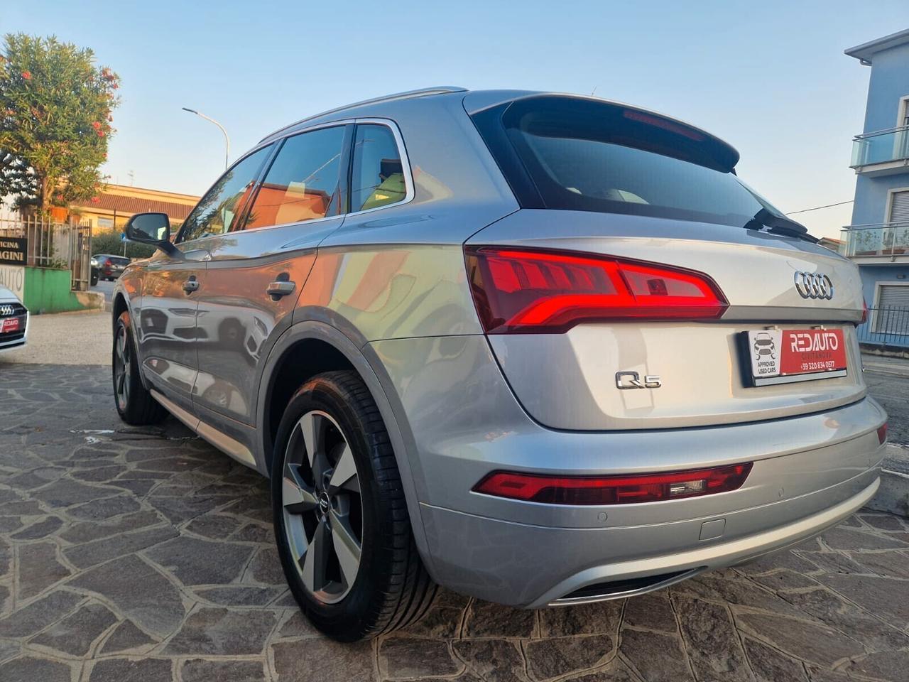 Audi Q5 40 TDI 204 CV quattro S tronic Business Sport