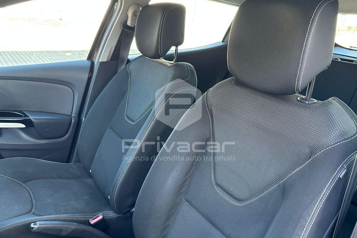 RENAULT Clio 1.2 75CV 5 porte Live