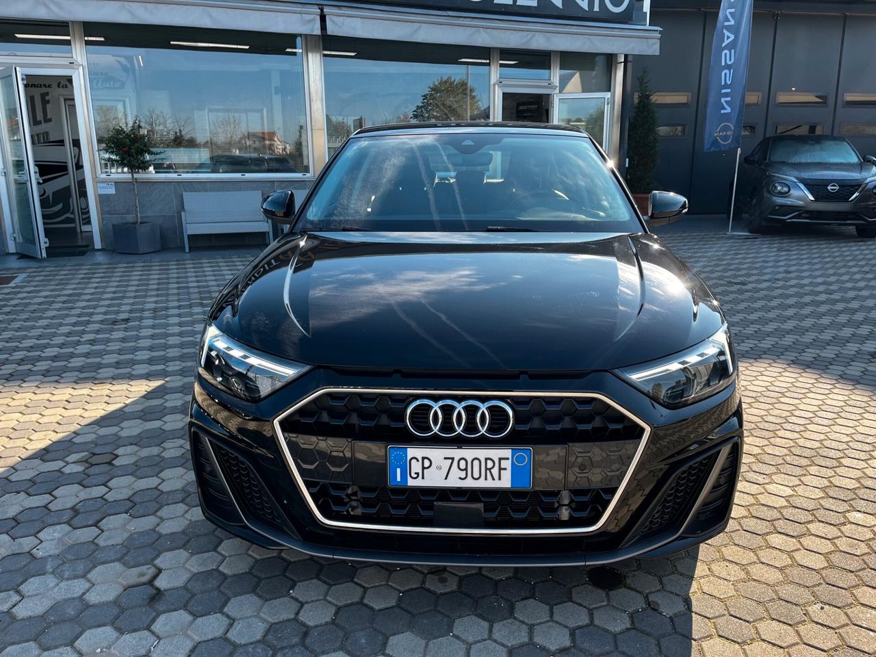 Audi A1 SPB 30 TFSI S tronic Identity Black