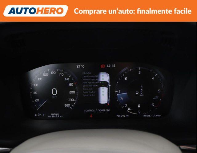 VOLVO XC60 B4 (d) Geartronic Momentum
