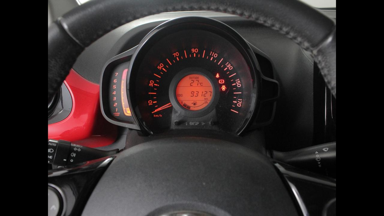 TOYOTA Aygo II 2014 - Aygo 5p 1.0 x-play