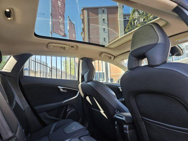 VOLVO V40 D3 Geartronic