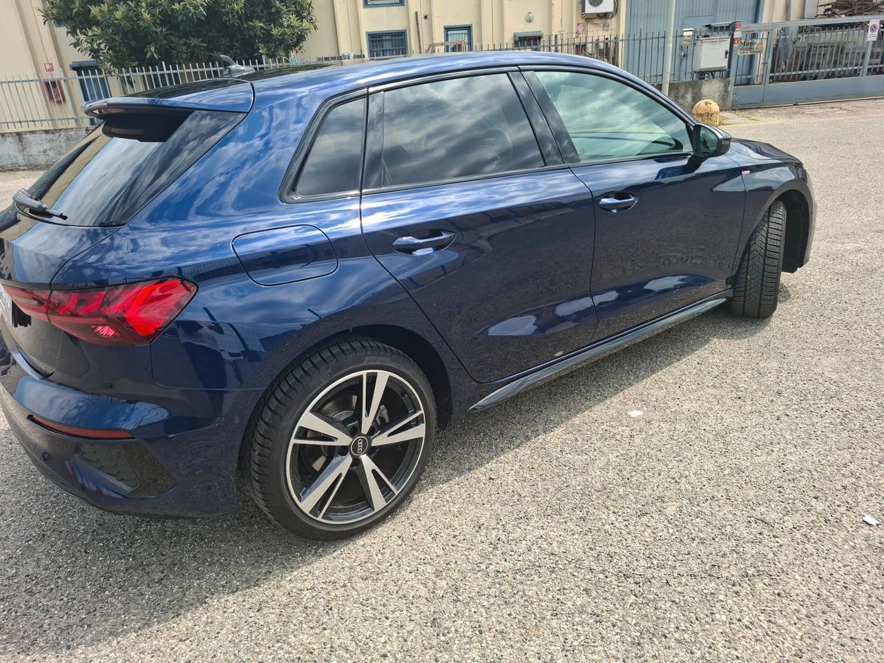 Audi A3 allstreet 35 TFSI S tronic Identity Contrast