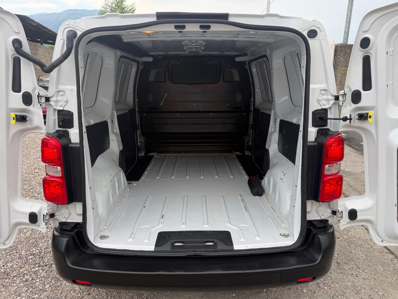 Fiat SCUDO L2H1 DOPPIA PORTA LATERALE