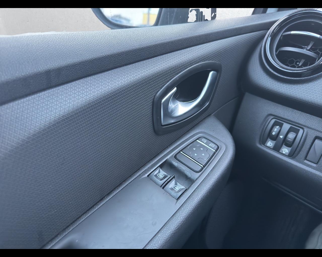 RENAULT Clio 4ª serie - Clio dCi 8V 75 CV 5 porte Business