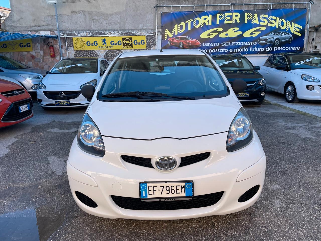 Toyota Aygo 1.0 12V VVT-i 5 porte Sol Connect