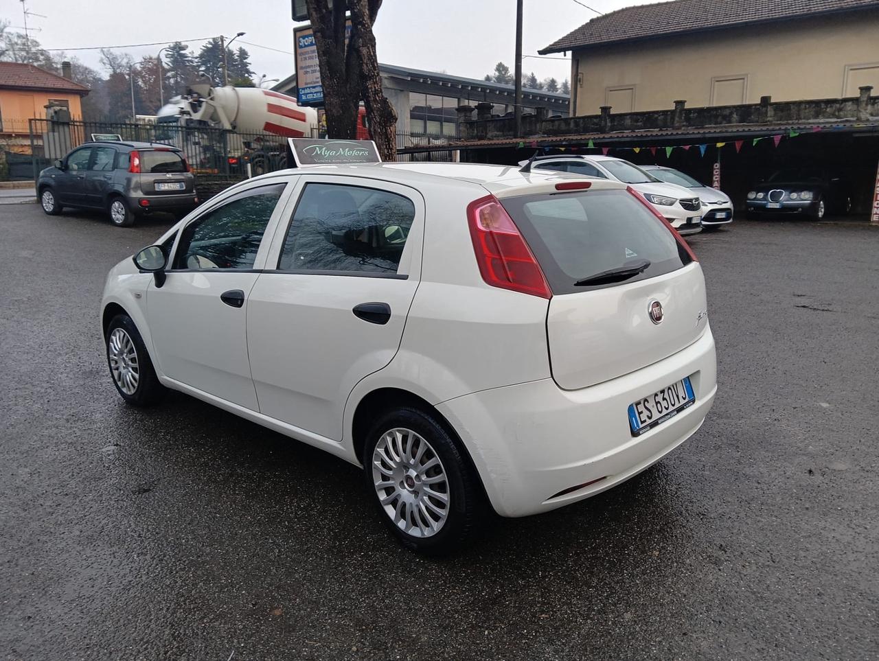 Fiat Punto 1.3 MJT II 75 CV 5 porte Easy