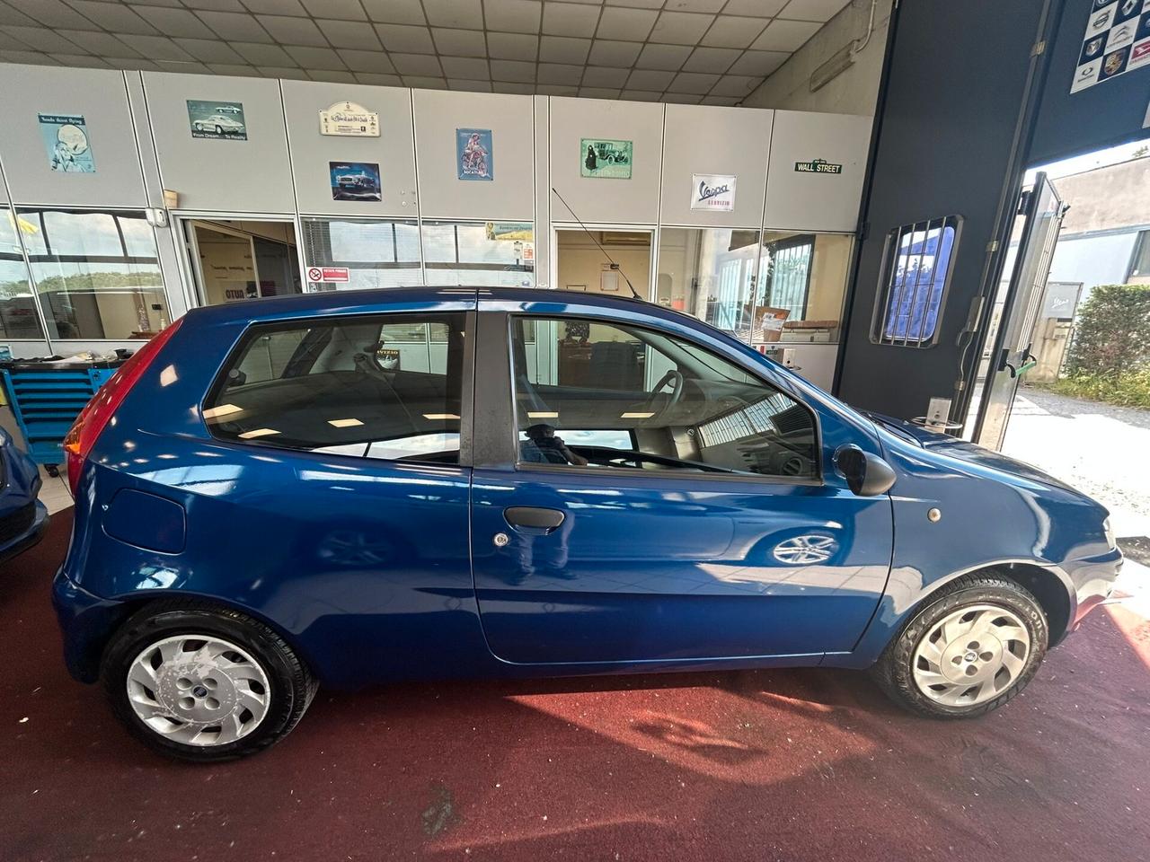 Fiat Punto 1.2i 16V soli 27000km