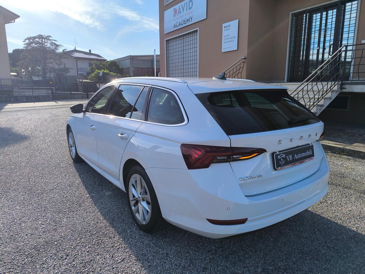 Skoda Octavia 2.0 TDI EVO SCR 150 CV DSG Wagon Style