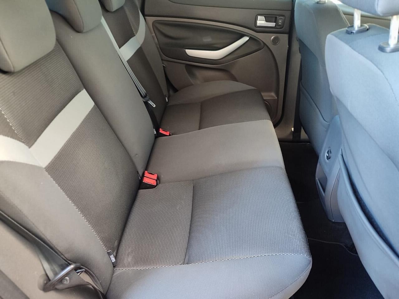 Ford Kuga 2.0 TDCi 136 CV TITANIUM!!!