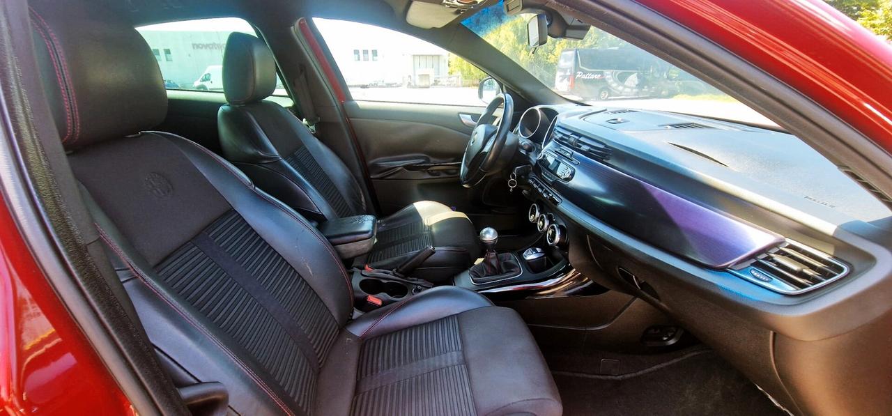 Alfa Romeo Giulietta 2.0 JTDm-2 140 CV Exclusive
