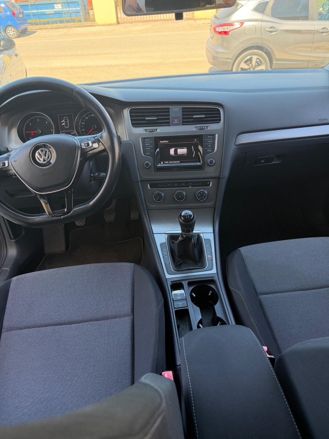 Volkswagen Golf 7 1.6 diesel 90 CV 5 porte