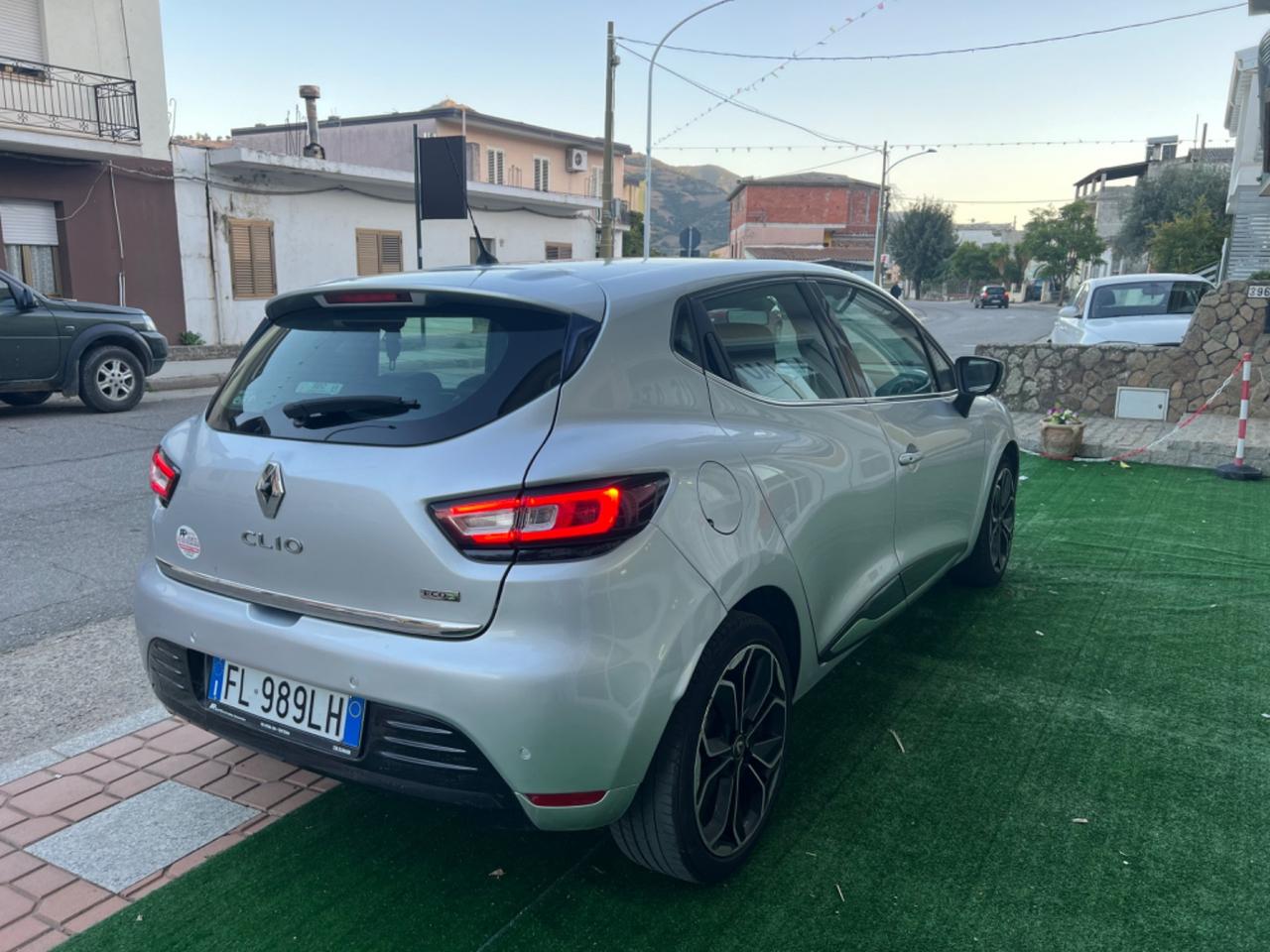 Renault Clio dCi 8V 90CV Start&Stop 5 porte Energy Zen