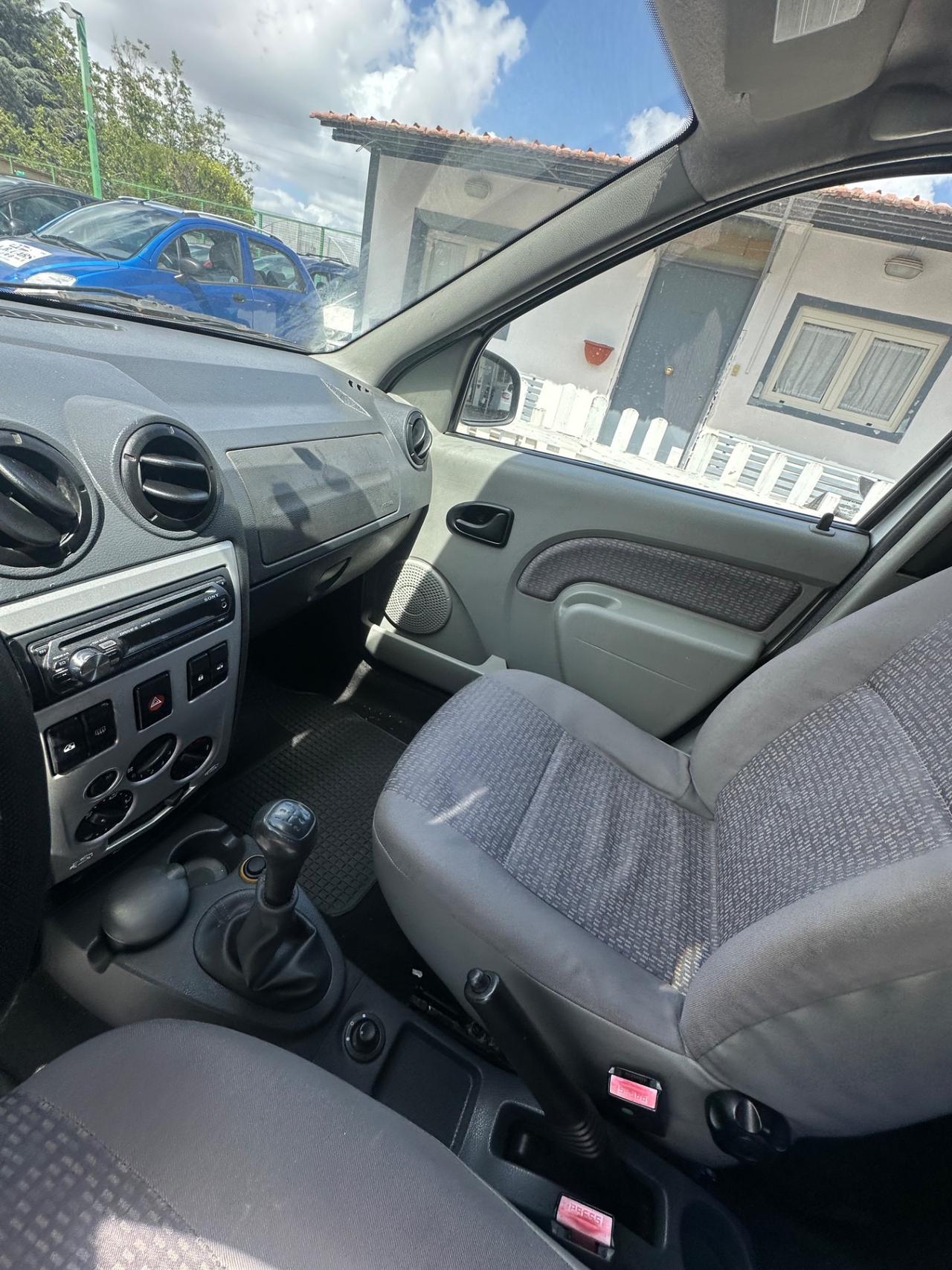 Dacia Logan MCV 1.5 dCi 70CV 7 posti Lauréate