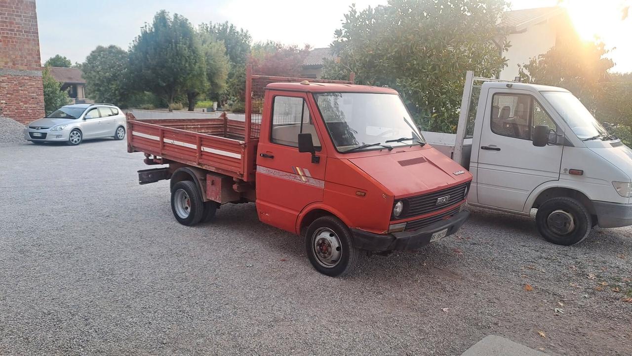 Iveco Daily 35-10 RIBALTABILE