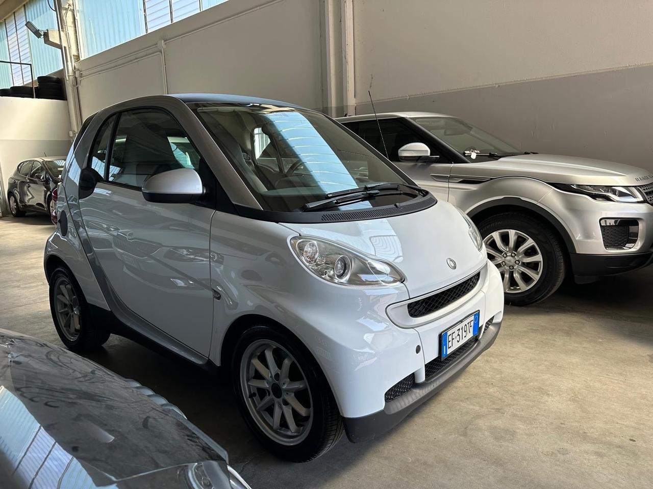 Smart ForTwo 1000 52 kW MHD coupé passion NEOPATENTATI