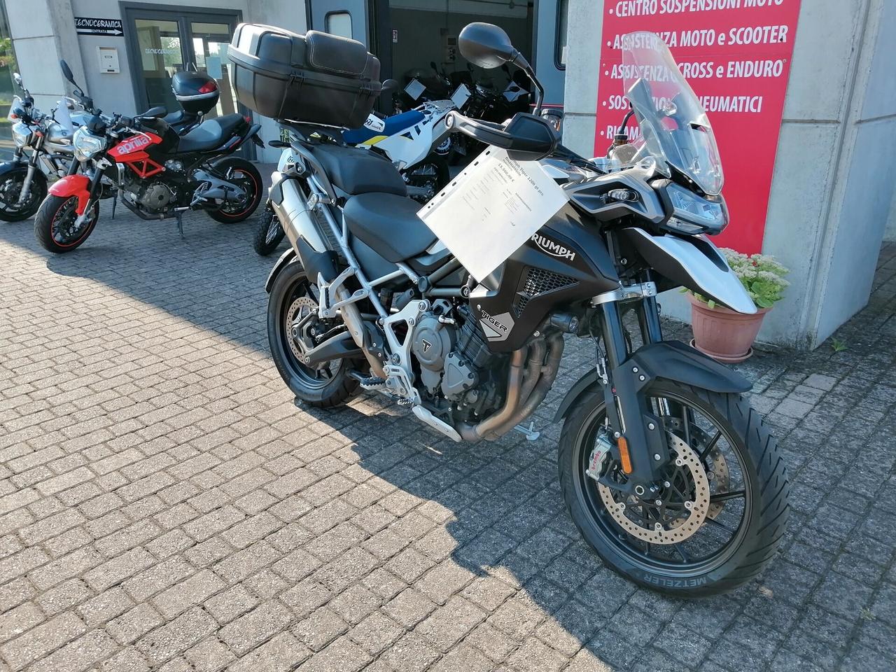 Triumph Tiger 1200 GT PRO