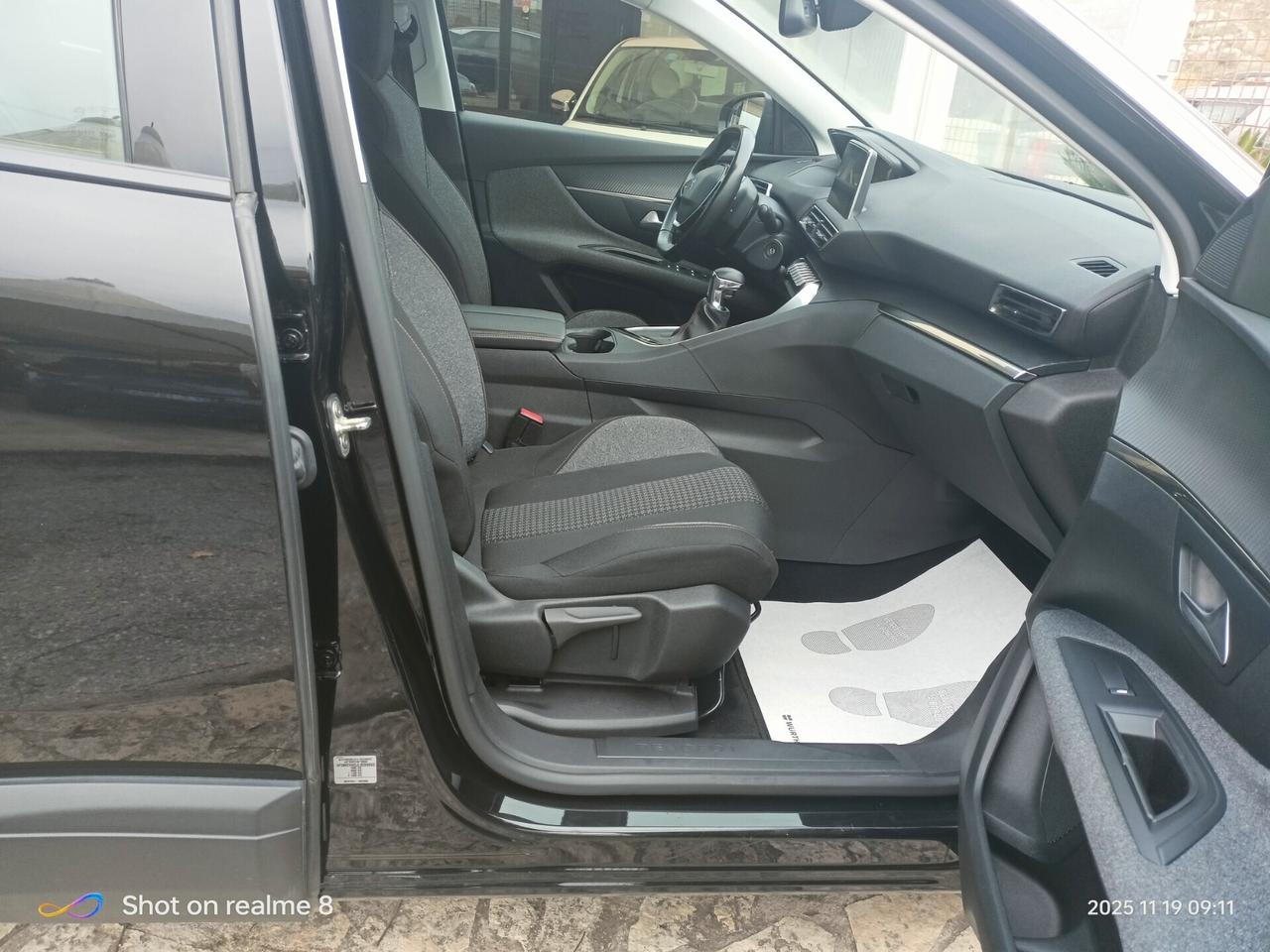 Peugeot 3008 BlueHDi 130 S&S Business