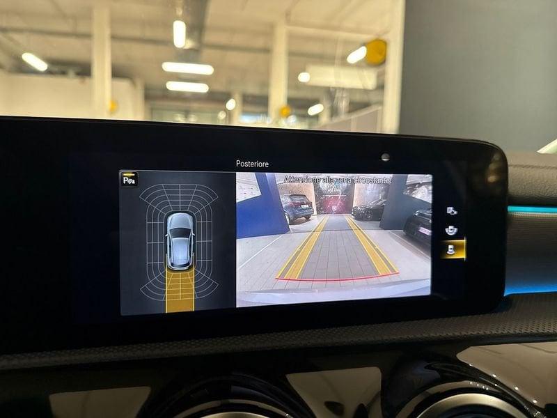 Mercedes-Benz Classe A A 180 d Premium Night edition auto