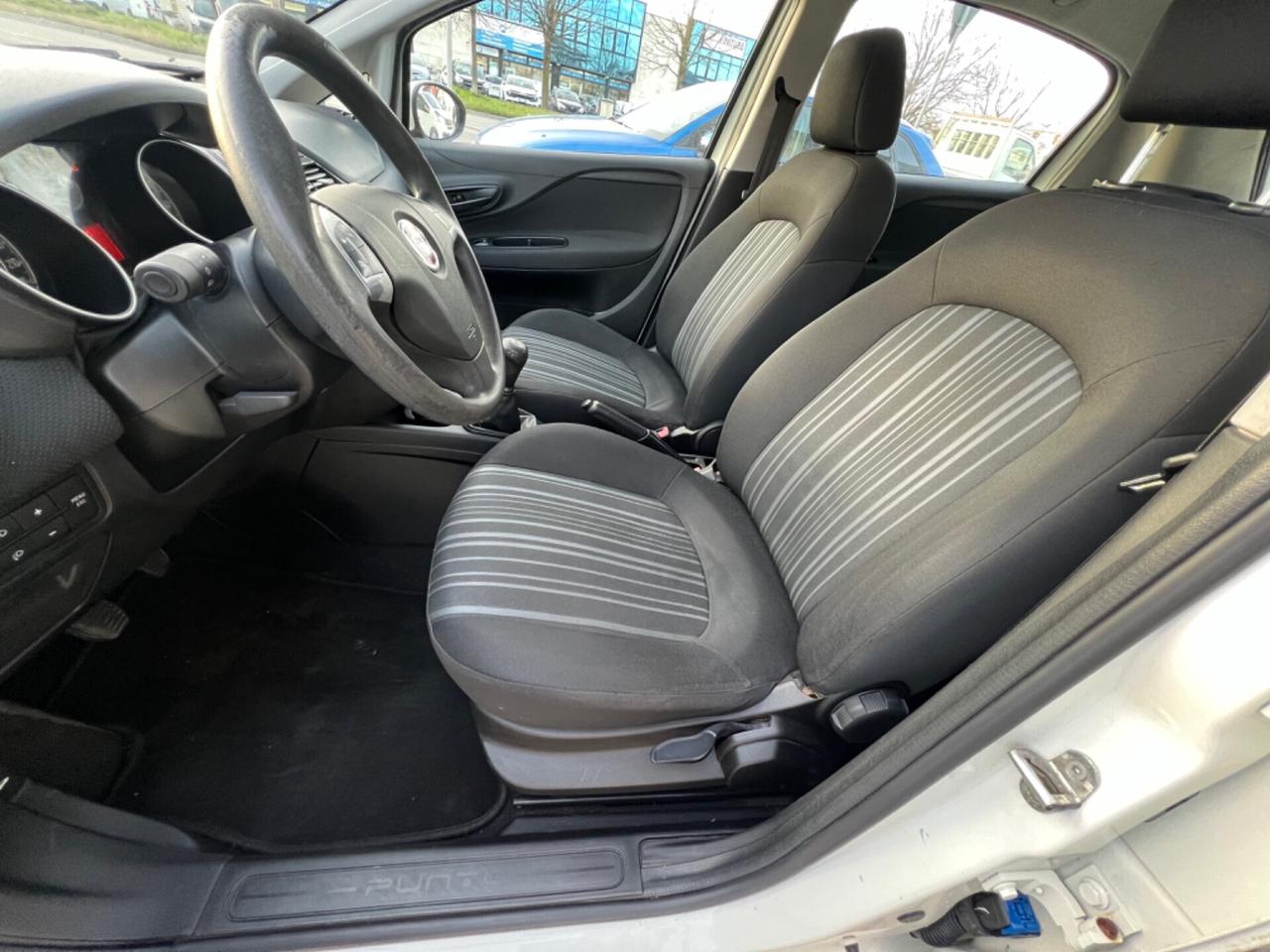 Fiat Punto 1.4 benzmetano ok Neopatentati