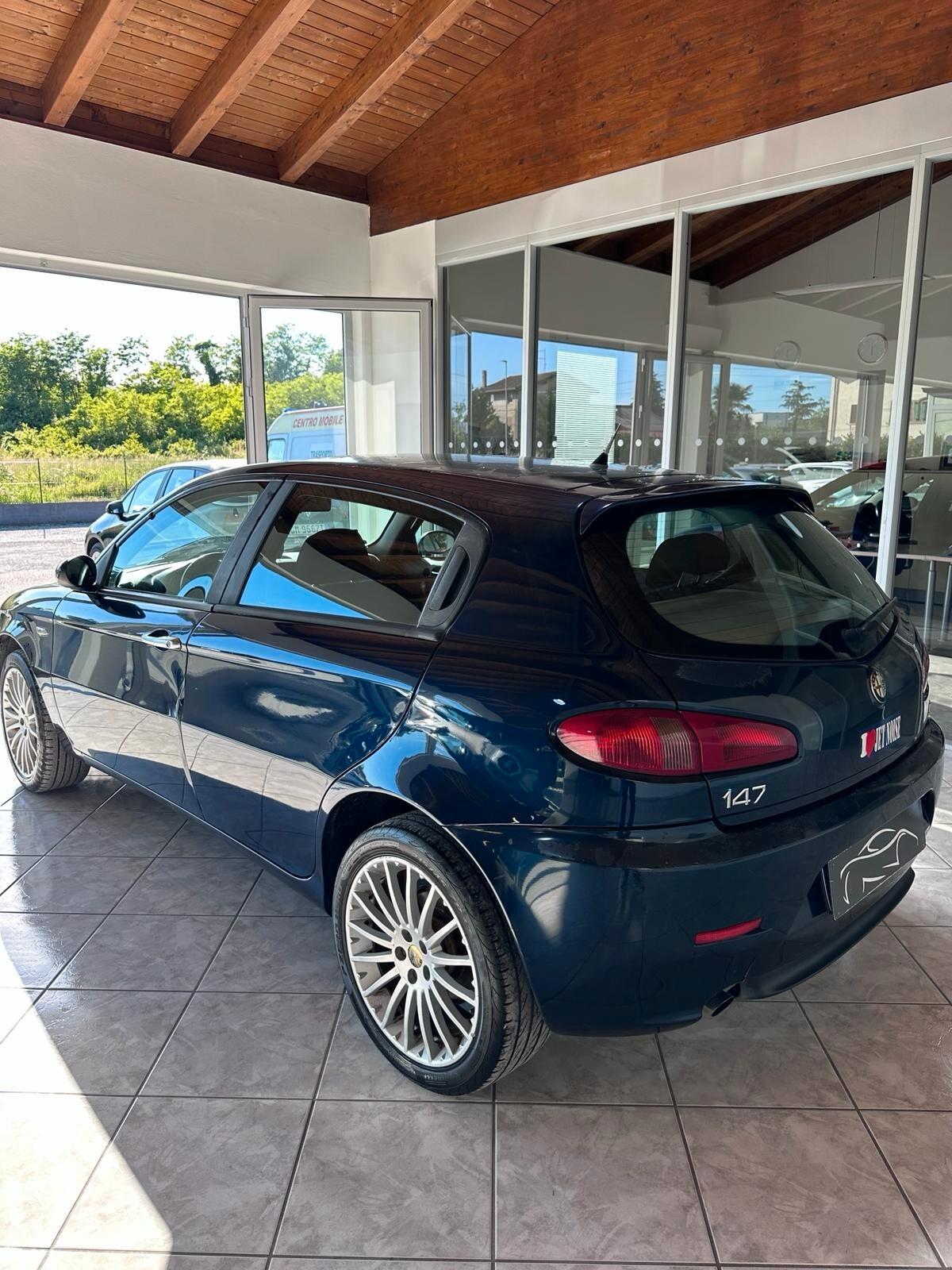 Alfa Romeo 147 1.9 JTD (120) 5 porte Murphy&Nye