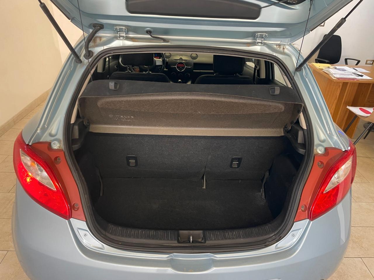 Mazda 2 1.3 5p. Fun FULL NEOPATENTATI TAGLIANDATA