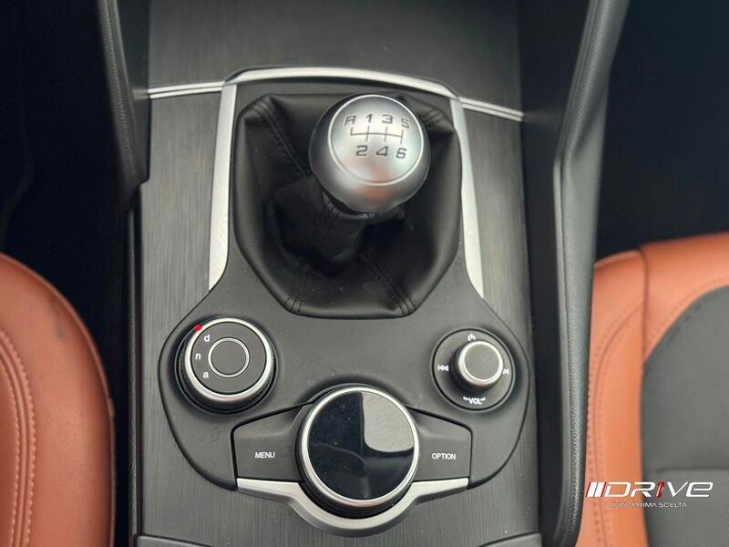 Alfa Romeo Giulia Giulia 2.2 Turbodiesel 150 CV Super