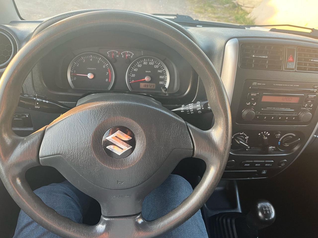 Suzuki Jimny 1.3i 16V cat 4WD JLX MAI FUORISTRA