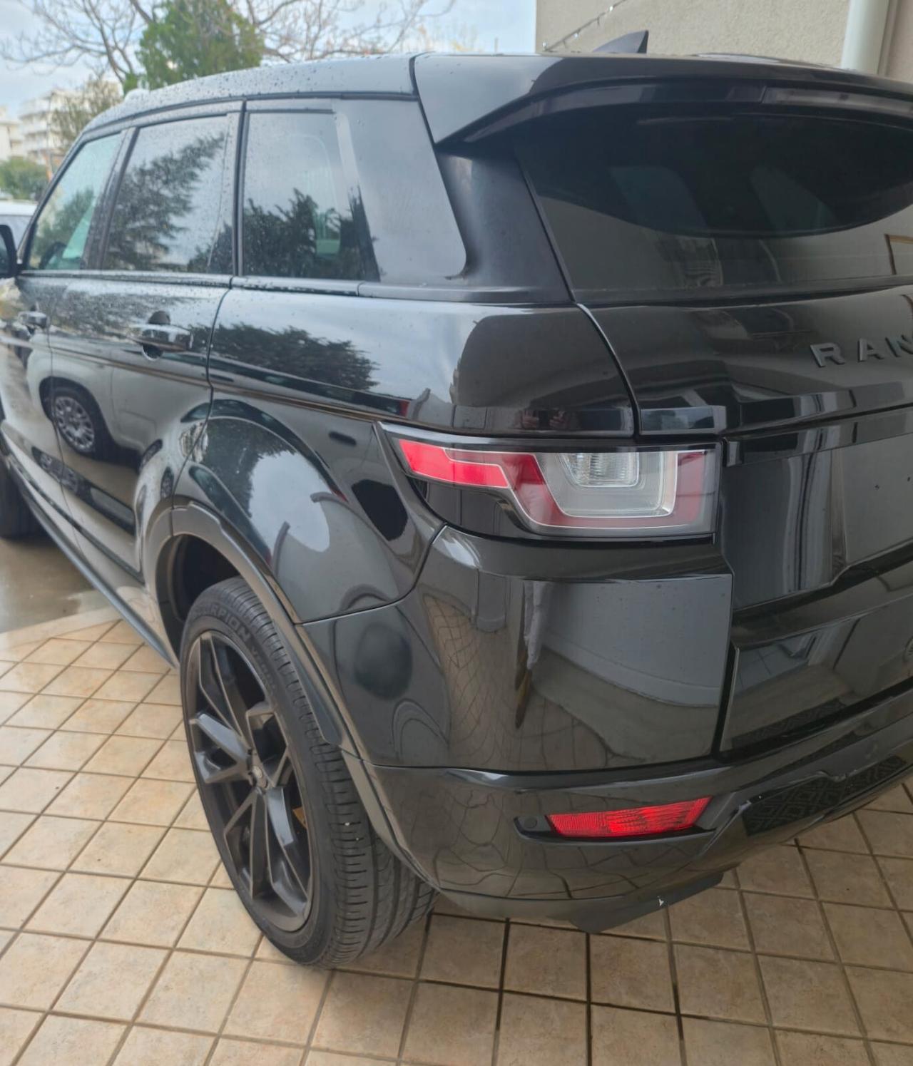 Land Rover Range Evoque 2.0 TD4 180 CV 5p. SE Dynamic