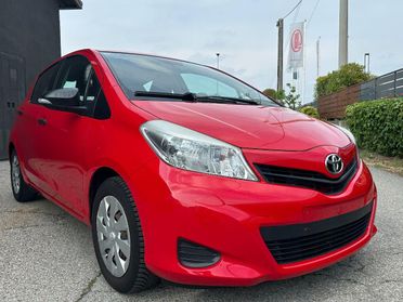 TOYOTA - Yaris - 1.0 5 porte Lounge