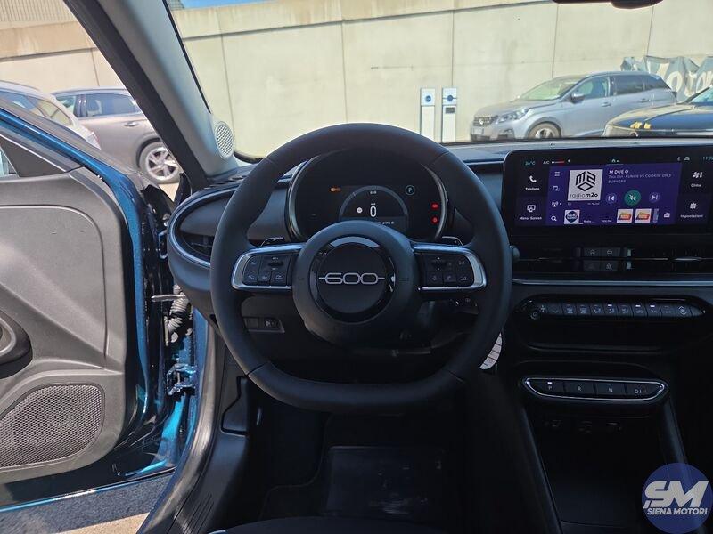 FIAT 600 600 Hybrid 100 CV DCT MHEV