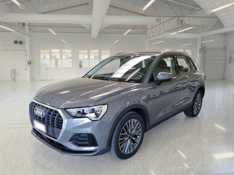 AUDI Q3 35 TDI S tronic Business