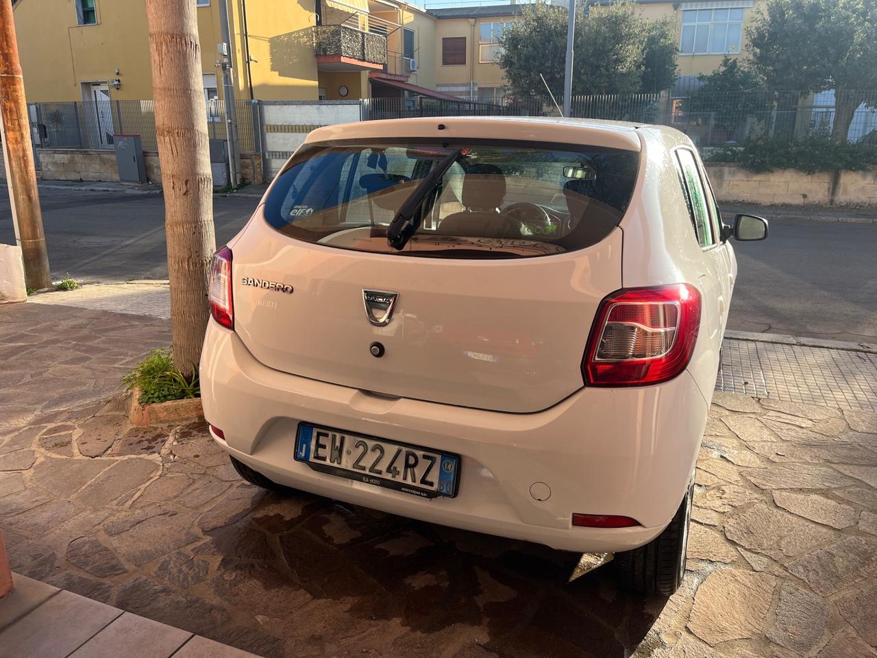 Dacia Sandero 1.5 dCi 8V 75CV Lauréate