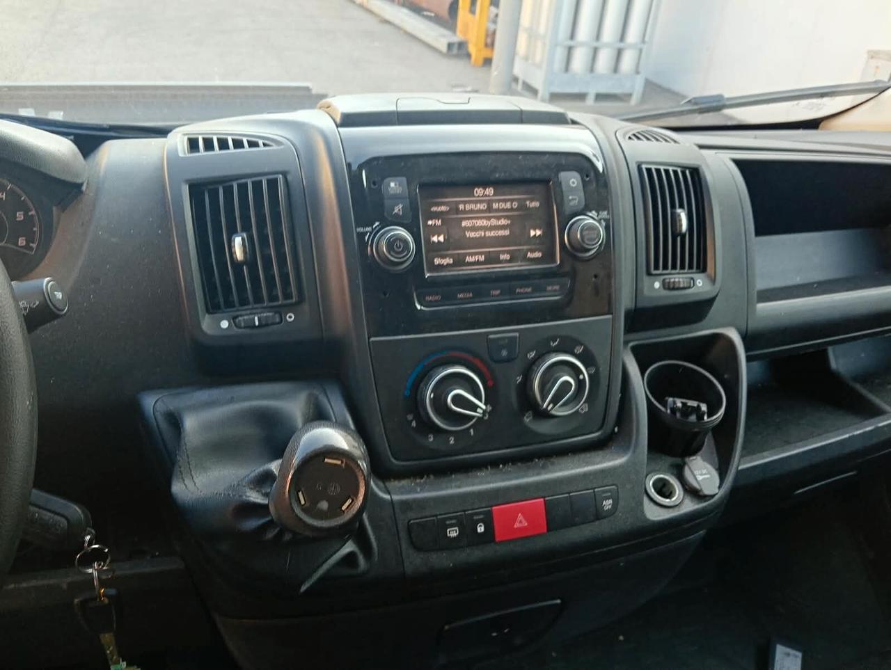 Peugeot Boxer 328 2.2 BlueHDi 120 S&S PC-TN Furgone