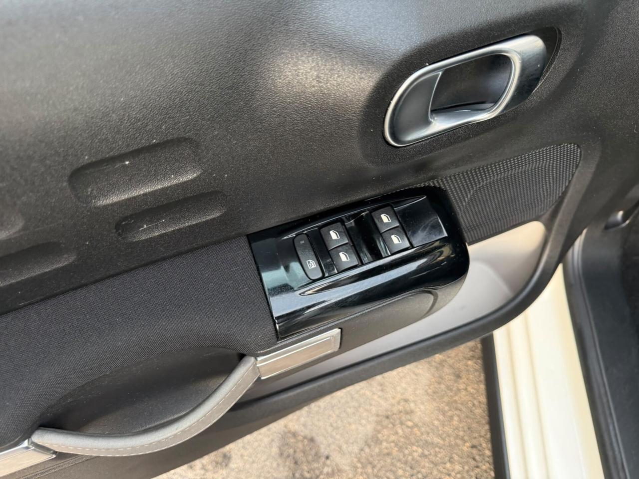 Citroen C3 PureTech 82 GPL Shine